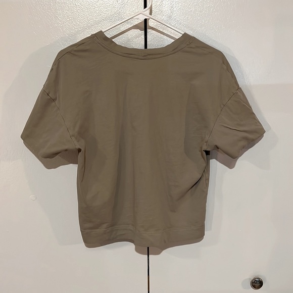 Everlane Tee - The Organic Cotton Slouchy V-Neck size small - Picture 6 of 7